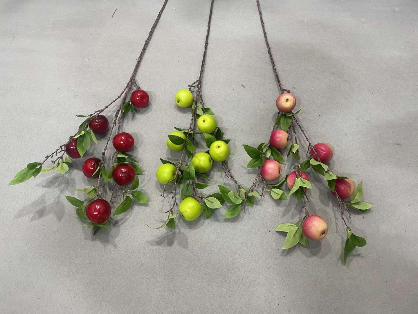 Christmas Apple 3 Color Christmas Tree Wall Hanging Upside Down Tree Cross Border Pine Needle Scene Layout Door Hanging Decoration Wall Christmas Tree Rattan Door Hanging Set Application Scenario
