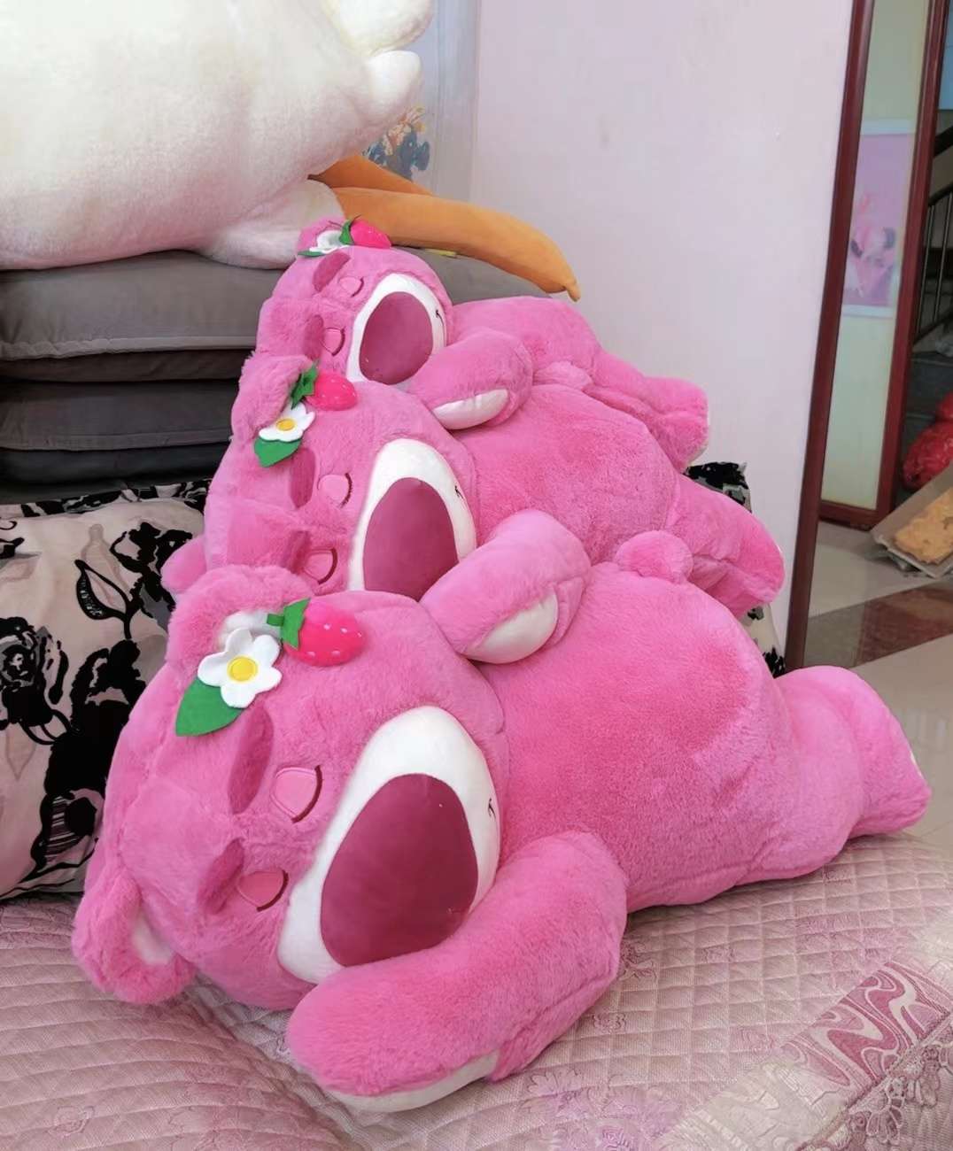 The popular strawberry bear party version