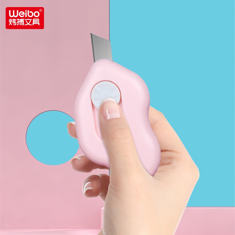 Weibo Stationery Cute bird style mini portable student utility knife, girlish heart, express unboxing, office paper cutting Specification image