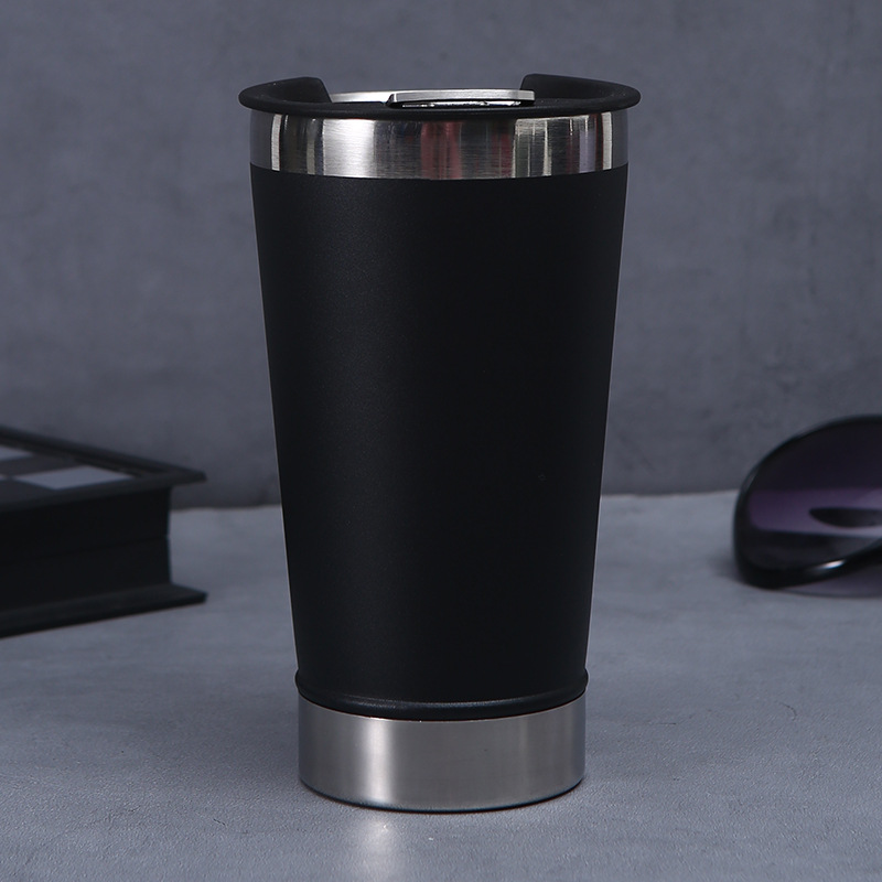 Cross-border nuevo 304 acero inoxidable alto nivel de apariencia portátil frío taza de aislamiento doble vacío con abridor taza de cerveza Application Scenario