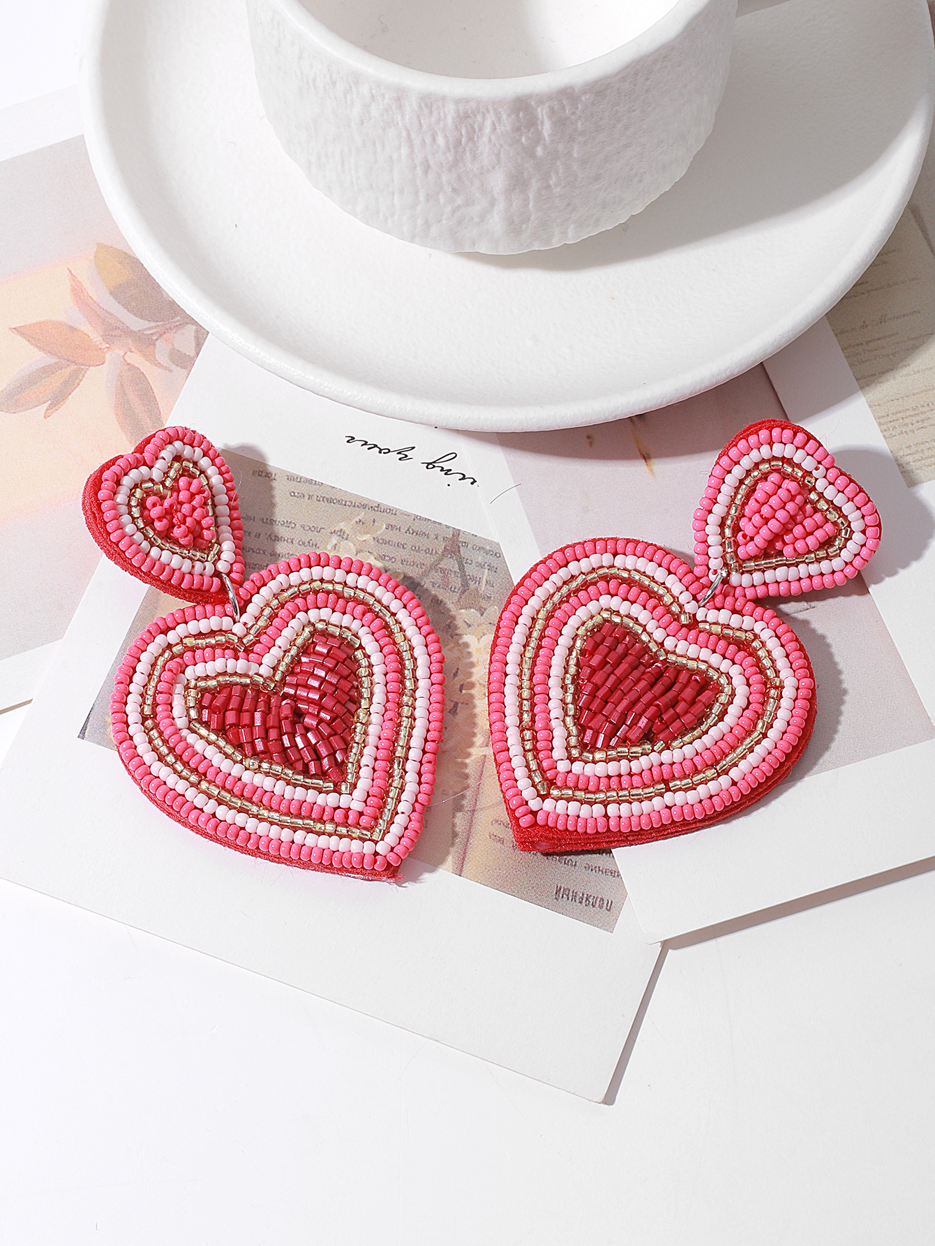 European and American style cross-border fresh and sweet Valentine's Day handcrafted fabric heart-shaped earrings, personalized and creative autumn and winter women's earrings Item Picture