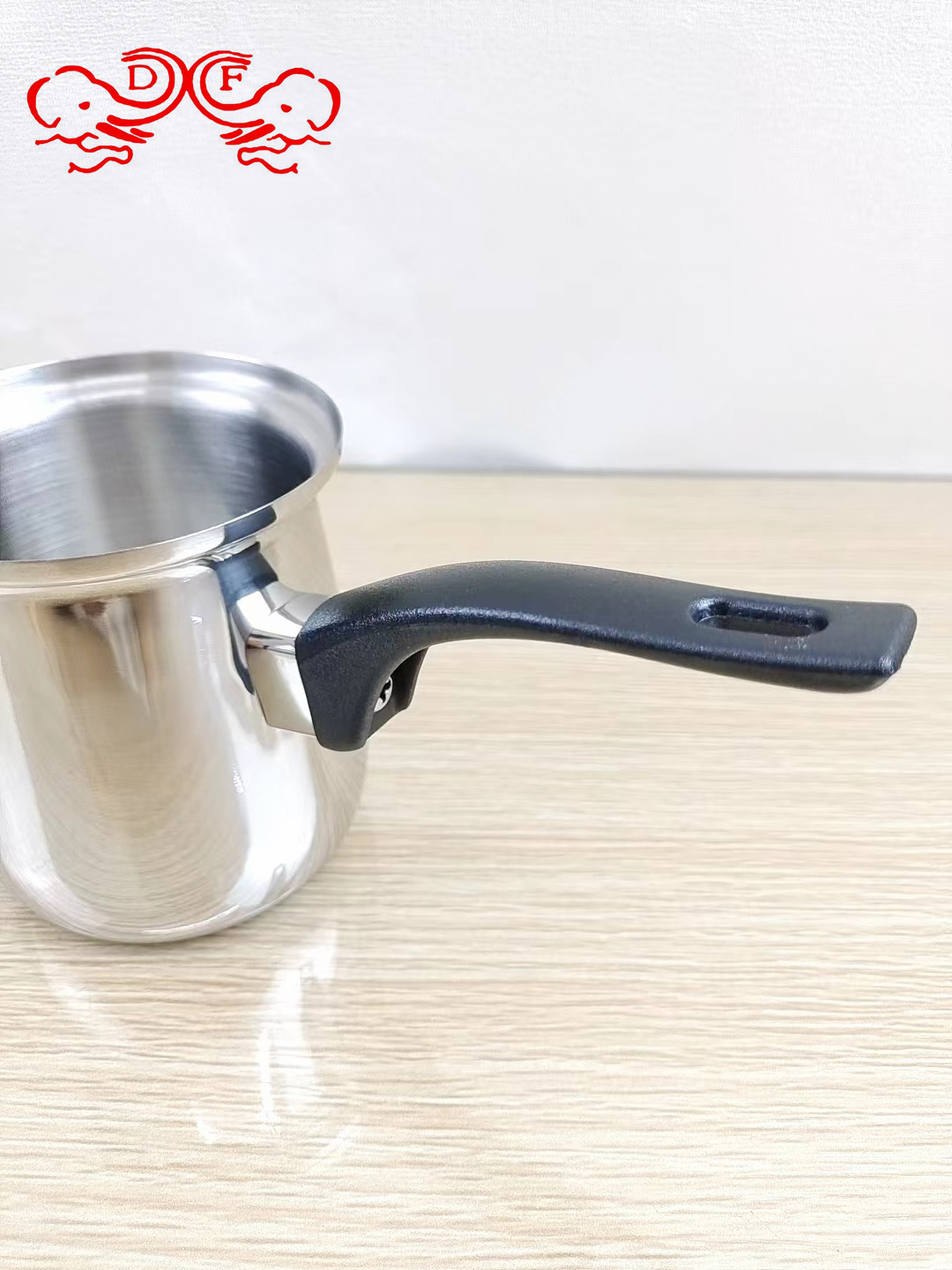 فنجان القهوة من الفولاذ المقاوم للصدأ DF99841، الذي يعدّ أباريق القهوة بماشية القهوة، DF Tradinghouse Roi، DF99841. Application Scenario
