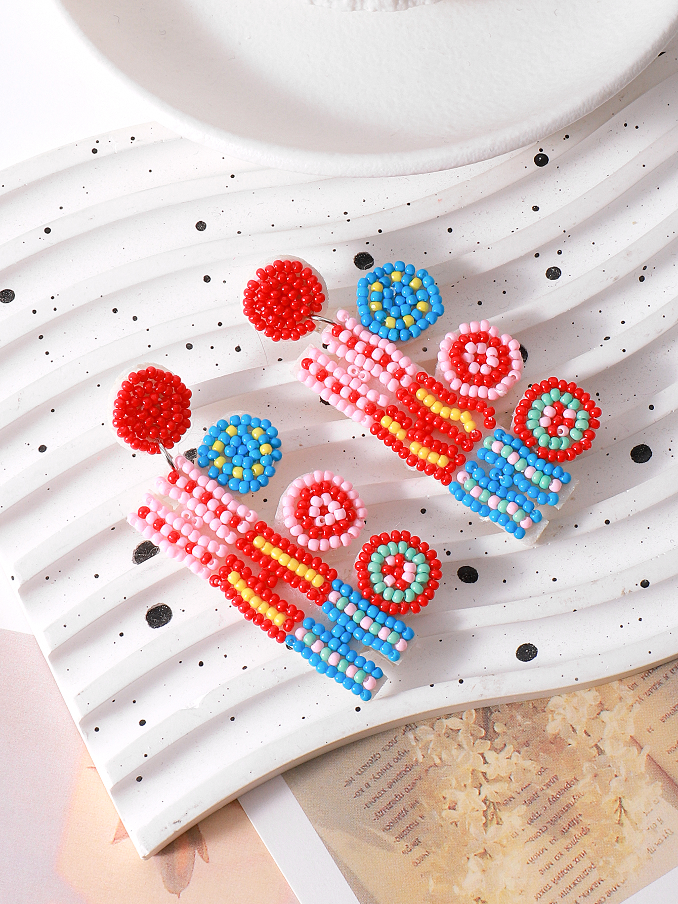 European and American cross-border handcrafted fabric rice beads Christmas HO letter fashion and creative fashion commuting ladies' earrings