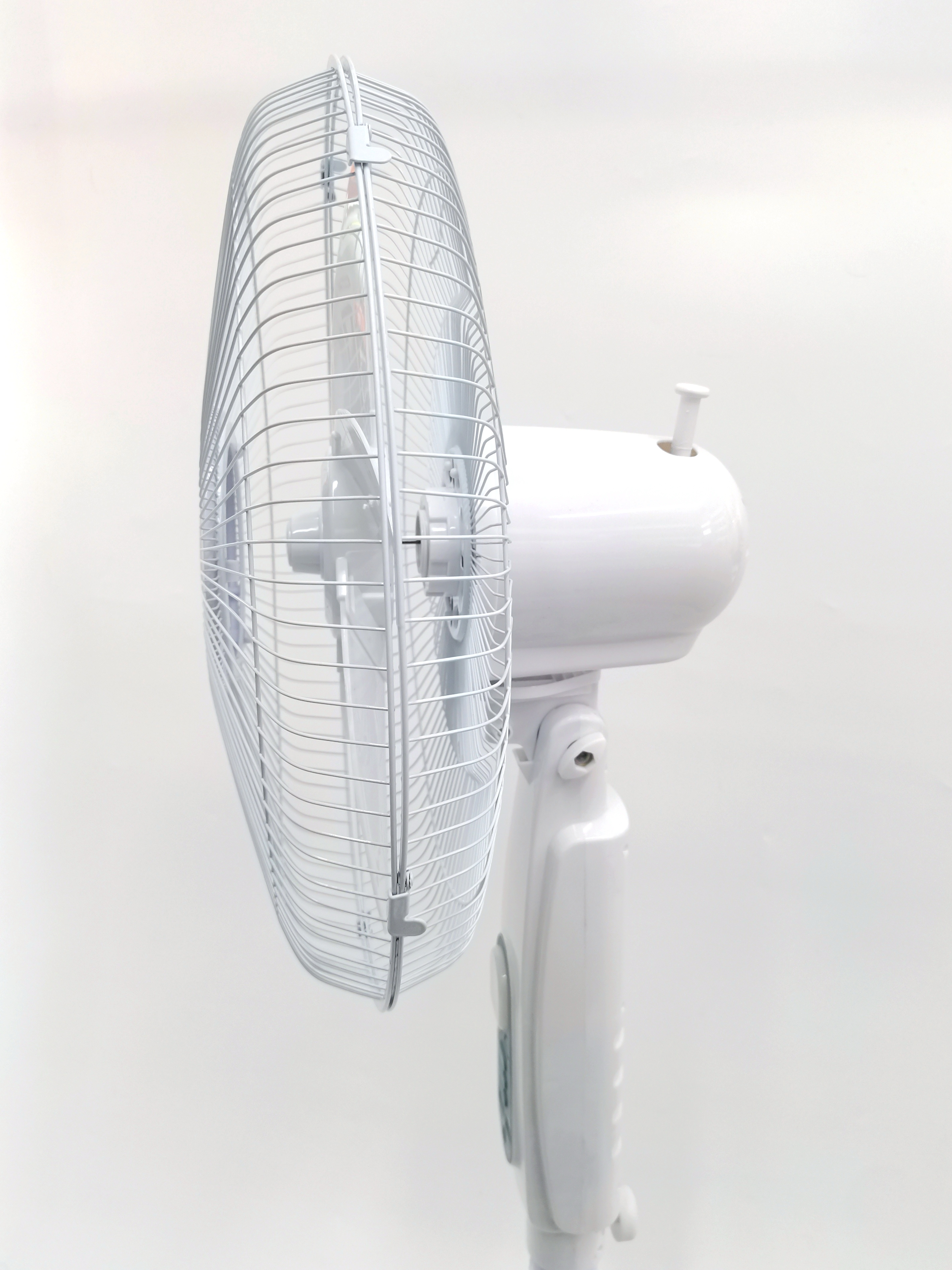 YOBOLIFE LM-166 16-inch floor-standing fan solar charging fan music player Specification image