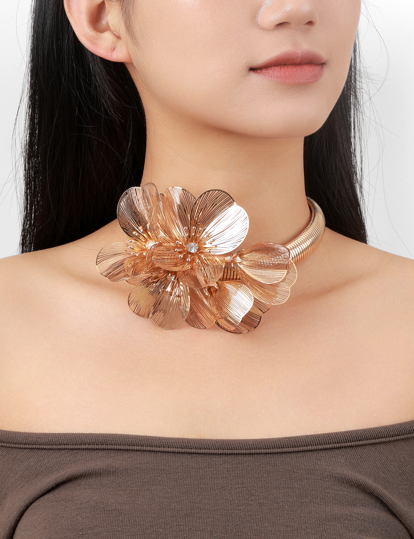 2023 New European And American Exaggerated Flower Earrings Alloy Flower Piece Long Fringe Metal Bride Necklace Specification drawing