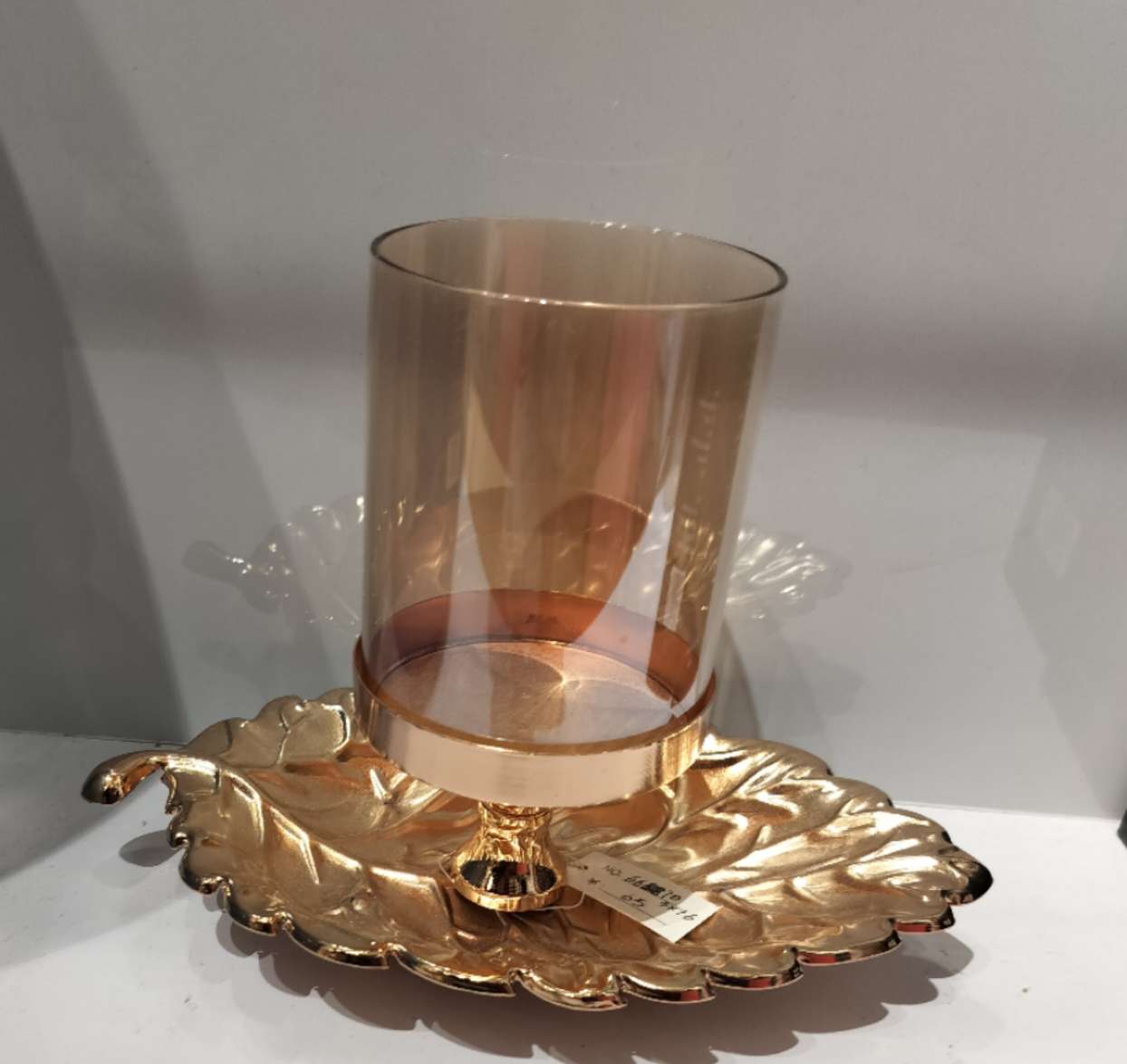 这款工艺精致属于工艺品摆件可以酒店会所客厅餐厅娱乐办公室即可通用。娱乐办公室即可通用。它是一种享受生活办中的优搭配的美美