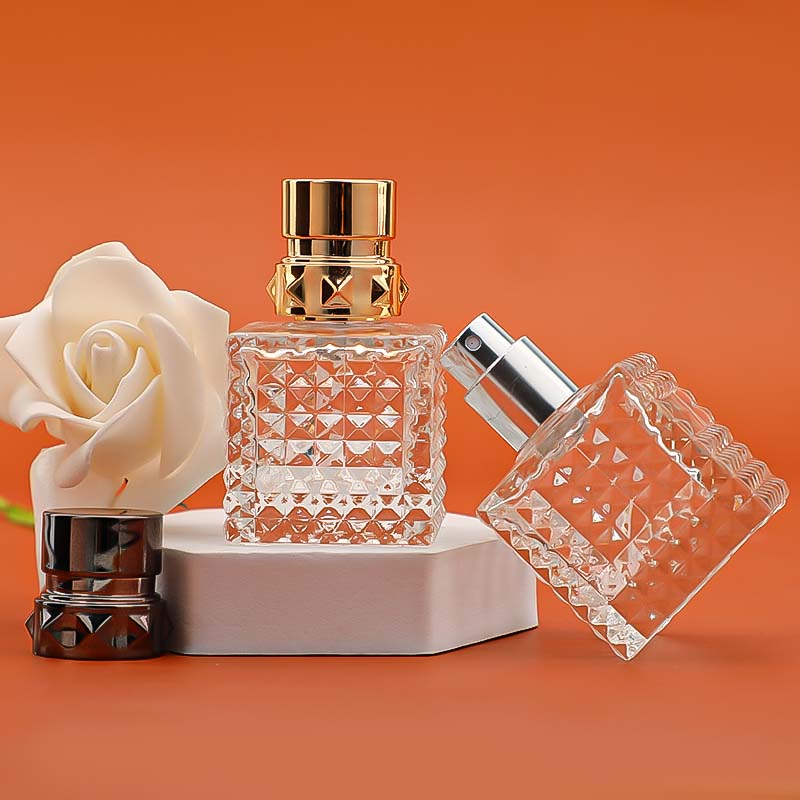 Manufacturers Spot Wholesale 30Ml Perfume Bottle Portable Dispenser Perfume Bottle Can Be Used Again Perfume Spray Bottle