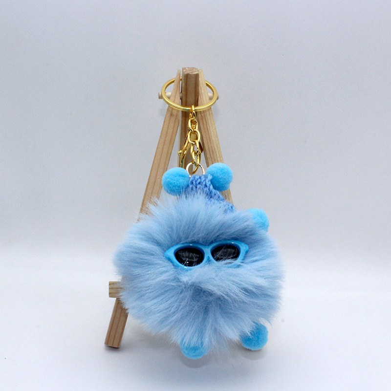 毛绒玩具/小玩具/皮卡丘毛绒玩具/手提包/毛绒白底实物图