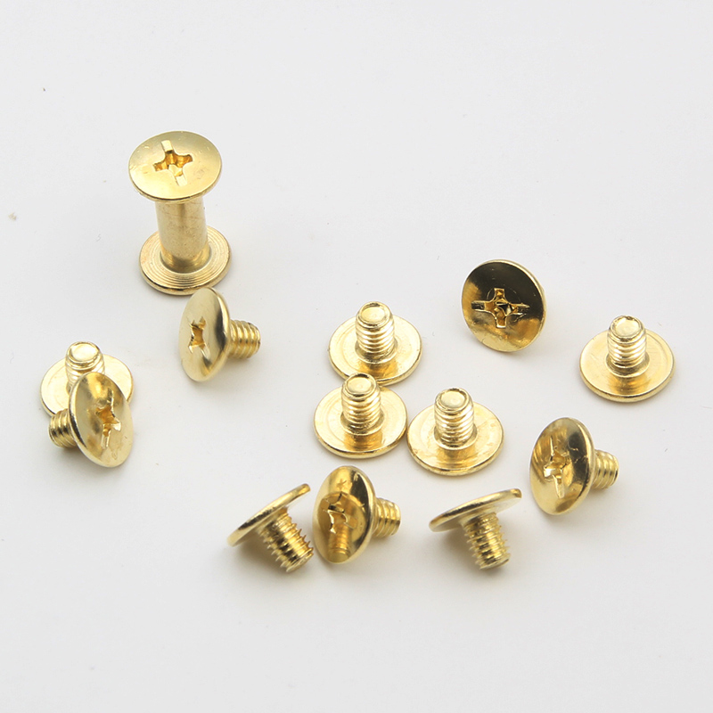 铆钉白底实物图