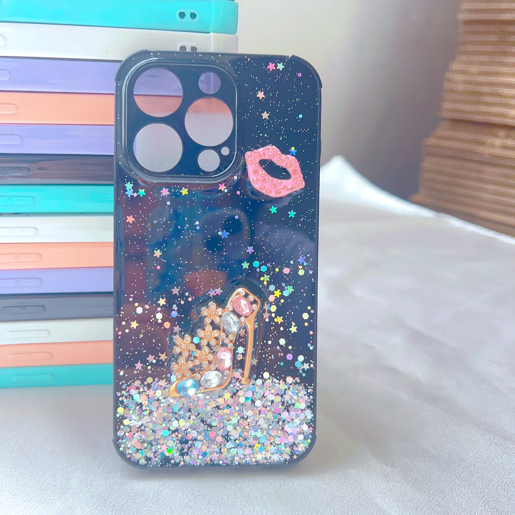 Jewelry accessories, sequined resin phone cases Specification image