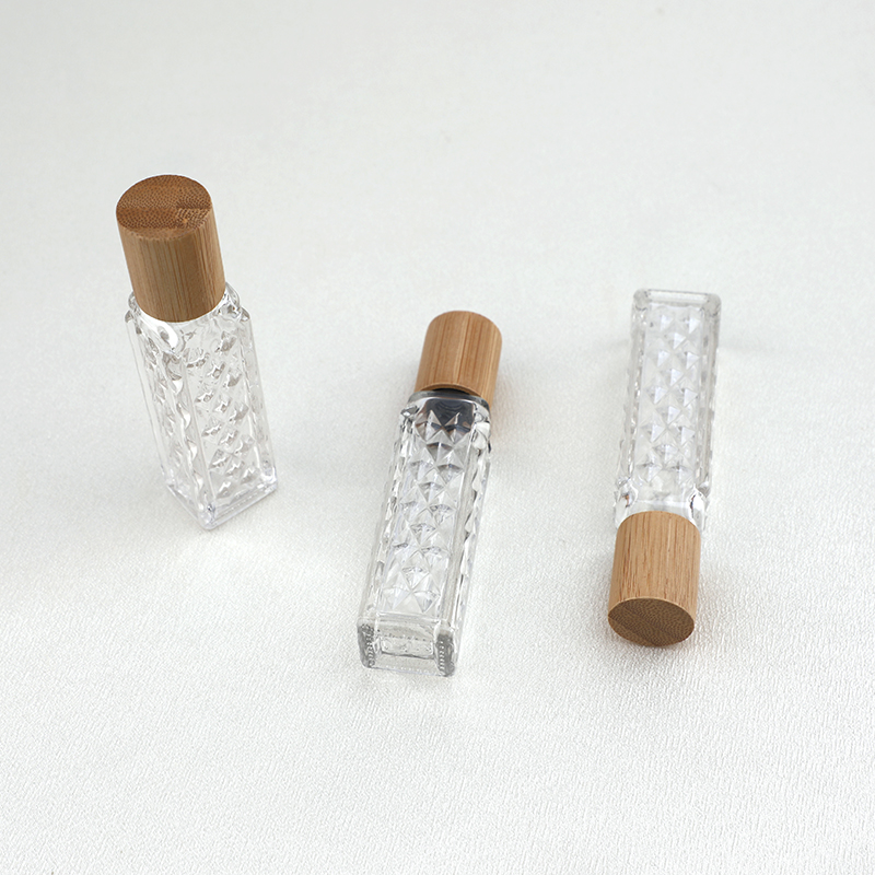 香水小样/香水分装瓶/旅行套装/化妆品小喷雾瓶/香水瓶子白底实物图