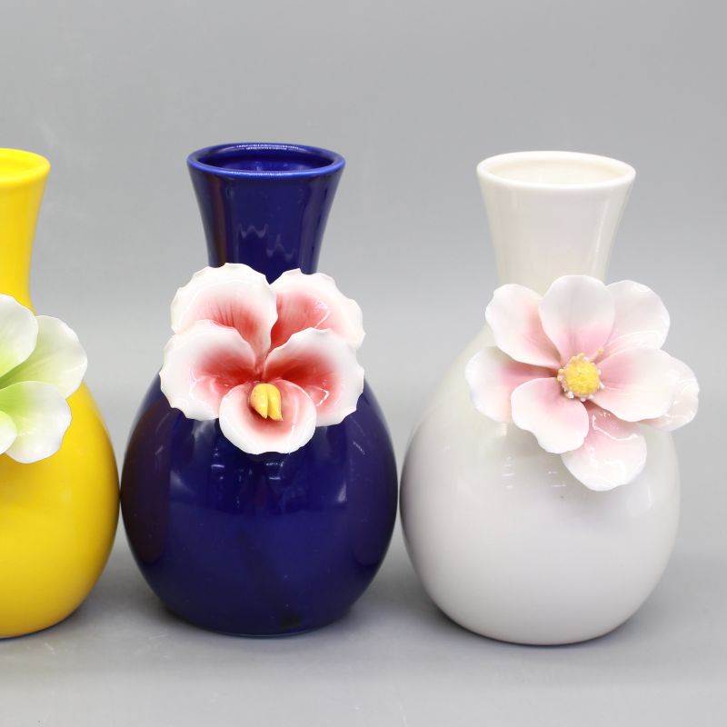 陶瓷手工花雕花花瓶装饰摆件精致家居装饰花瓶花瓶详情图1