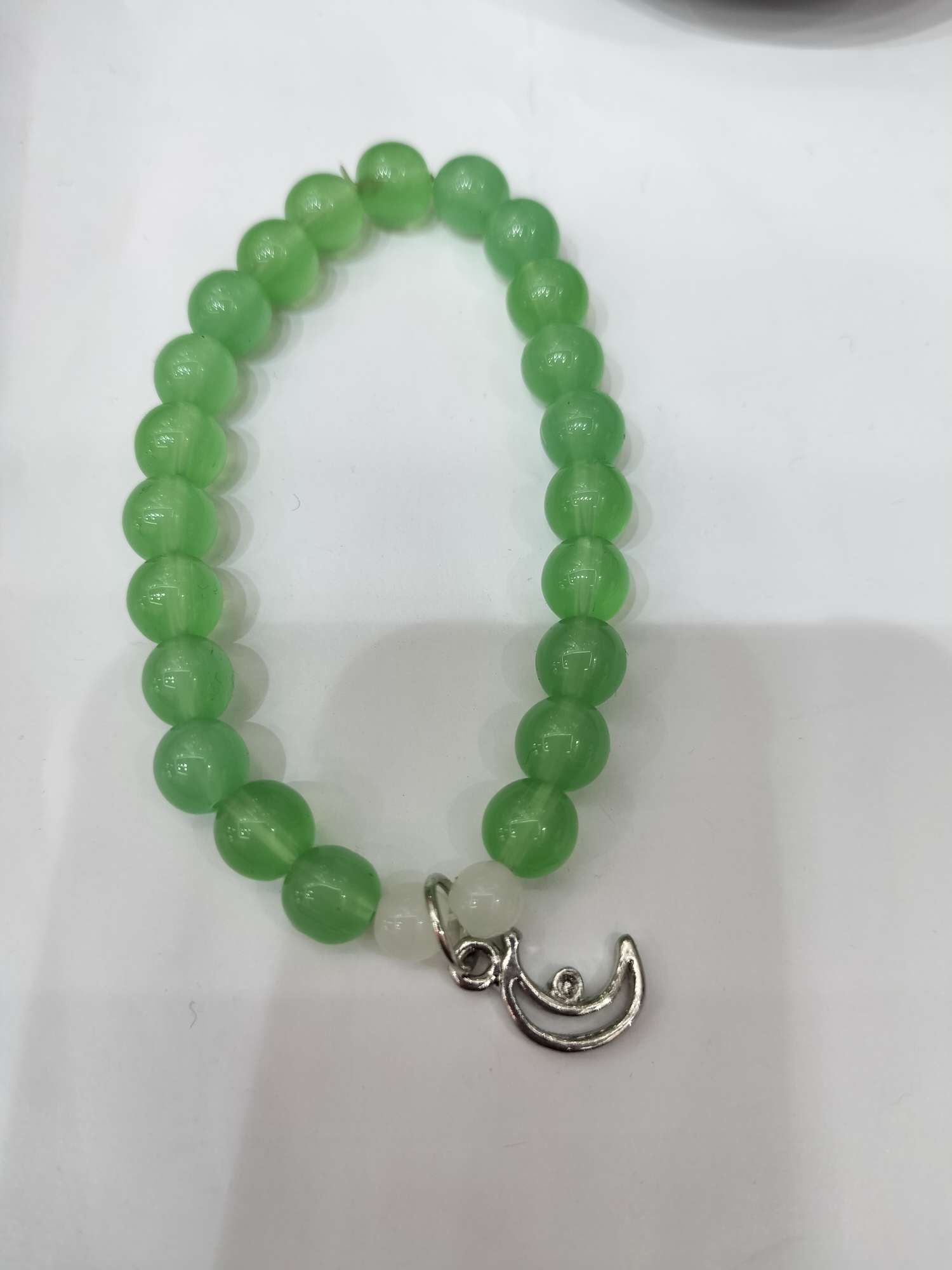 European and American fashionable glass handcrafted beaded chain bracelet Application Scenario