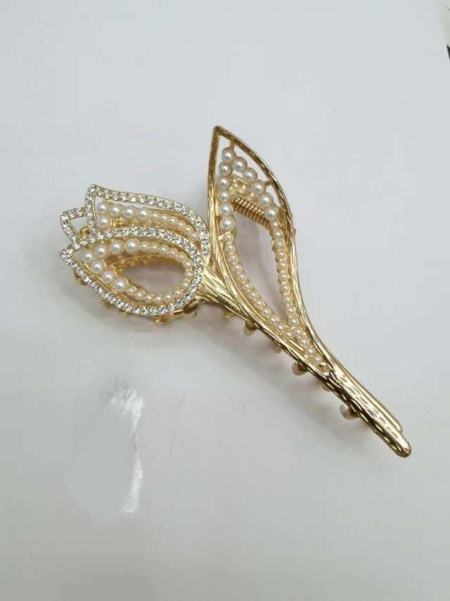 Tulip alloy gripper