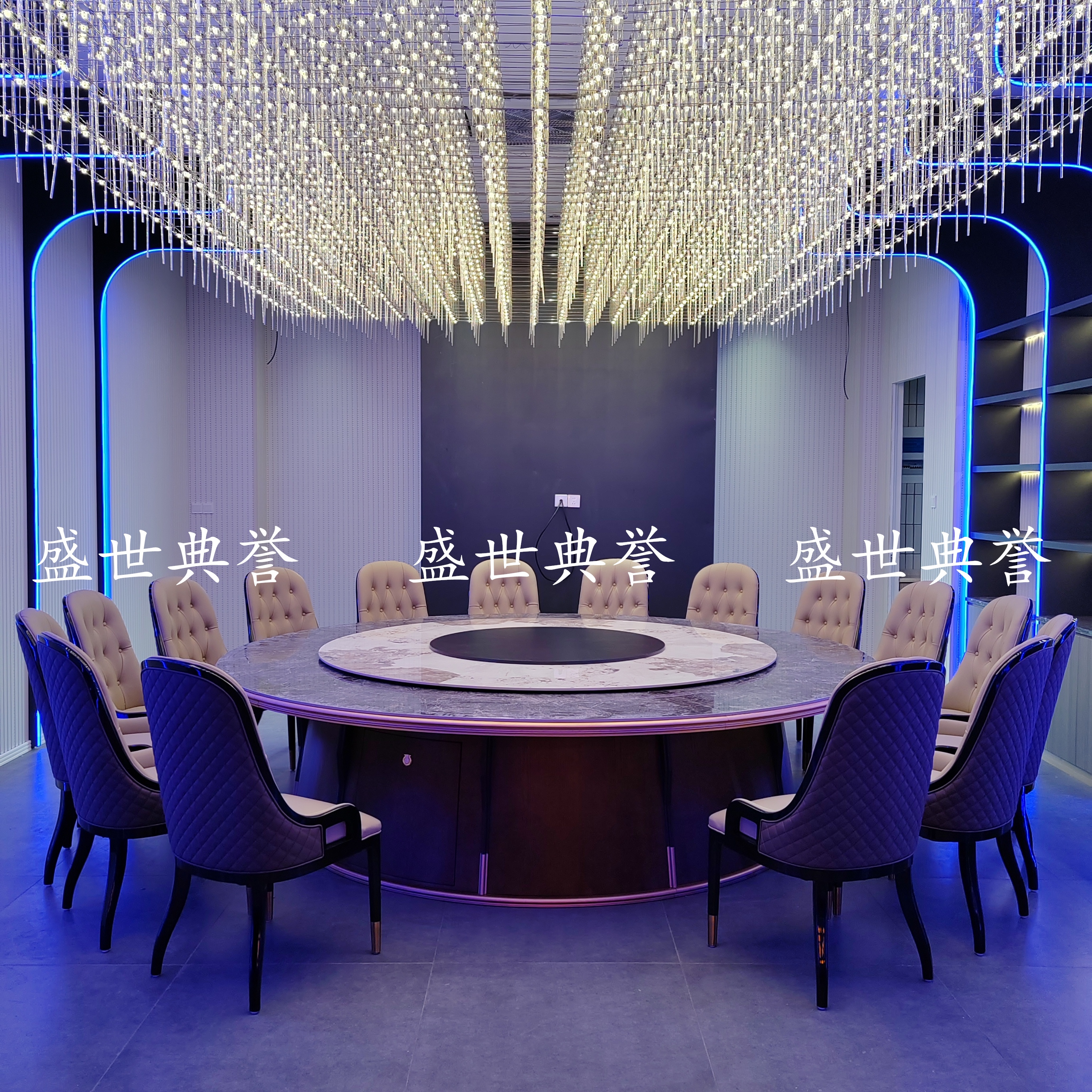 Xi 'an International Hotel's solid wood electric dining tables and chairs, seafood style rock plate dining tables, automatic rotating tables and large round tables for clubs details Picture
