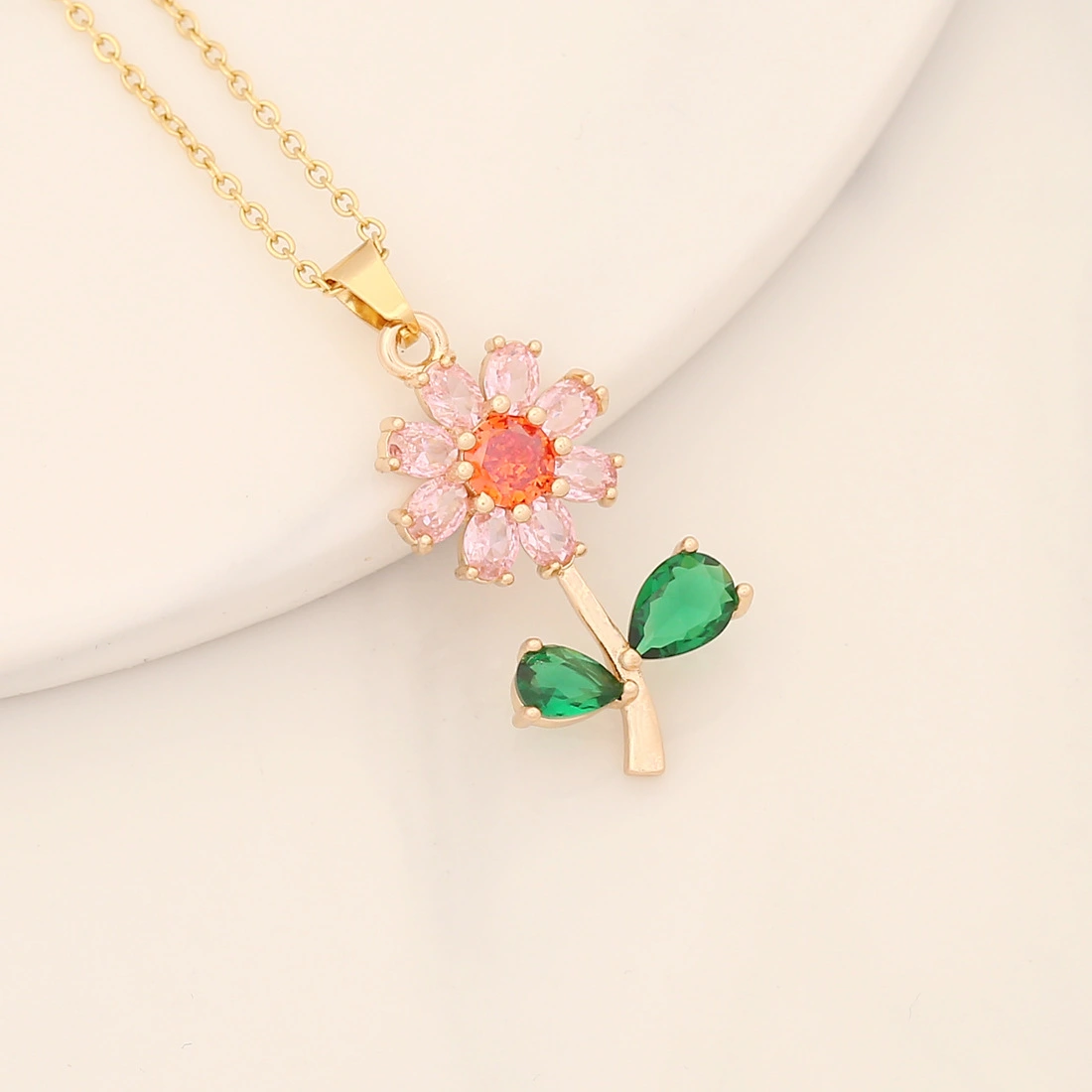 Sweet flower pendant of copper micro-inlaid colored zirconium necklace detail image 11