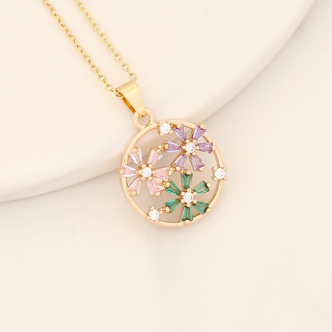 Sweet flower pendant of copper micro-inlaid colored zirconium necklace detail image 9