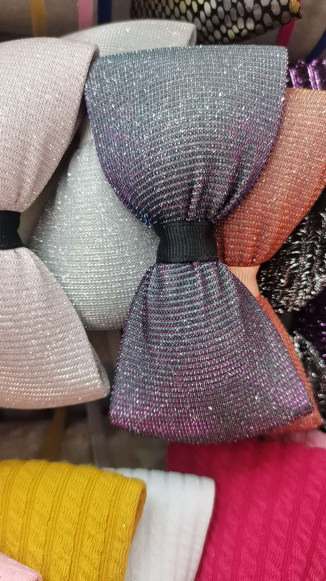 发光发箍塑料透明款 头饰女孩喜爱的羊角发箍 饰品发饰独特设计时尚潮流新款发箍