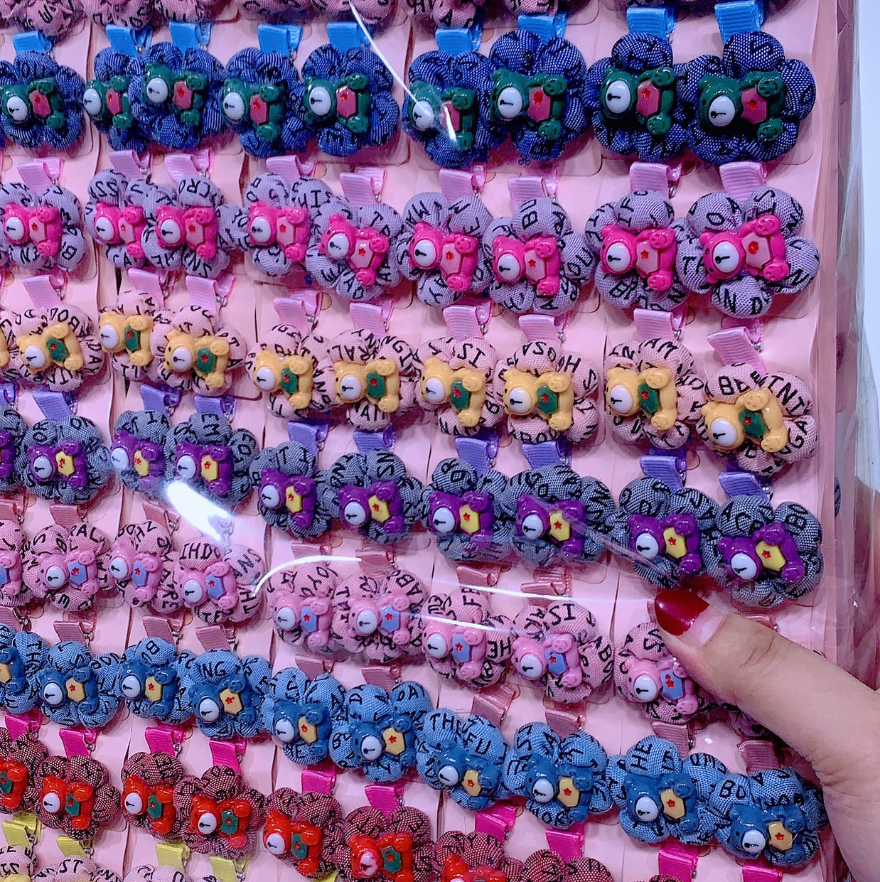 Wholesale of children's jewelry accessories, wholesale of children's jewelry accessories, five-petal flower flat clip Specification image