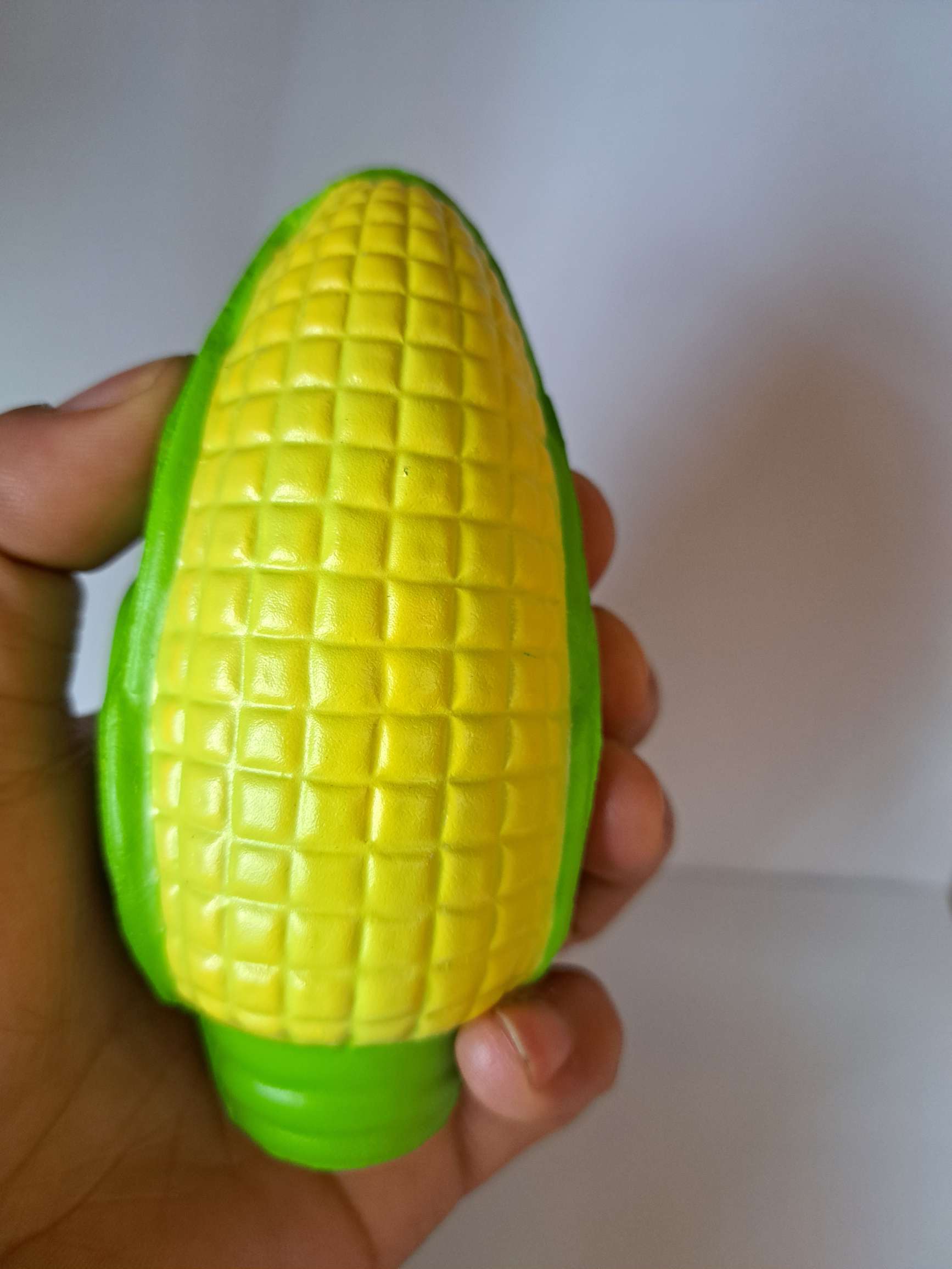9CM仿真玉米玩具，玉米减压球，玉米压力球，可印logo细节图