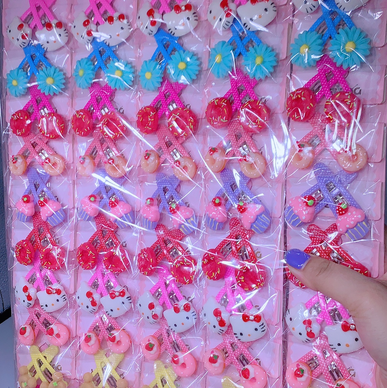 Wholesale of children's jewelry accessories, cartoon Bp clip jewelry accessories Application Scenario