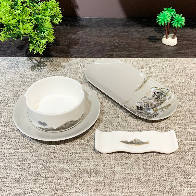 酒店餐具实物图