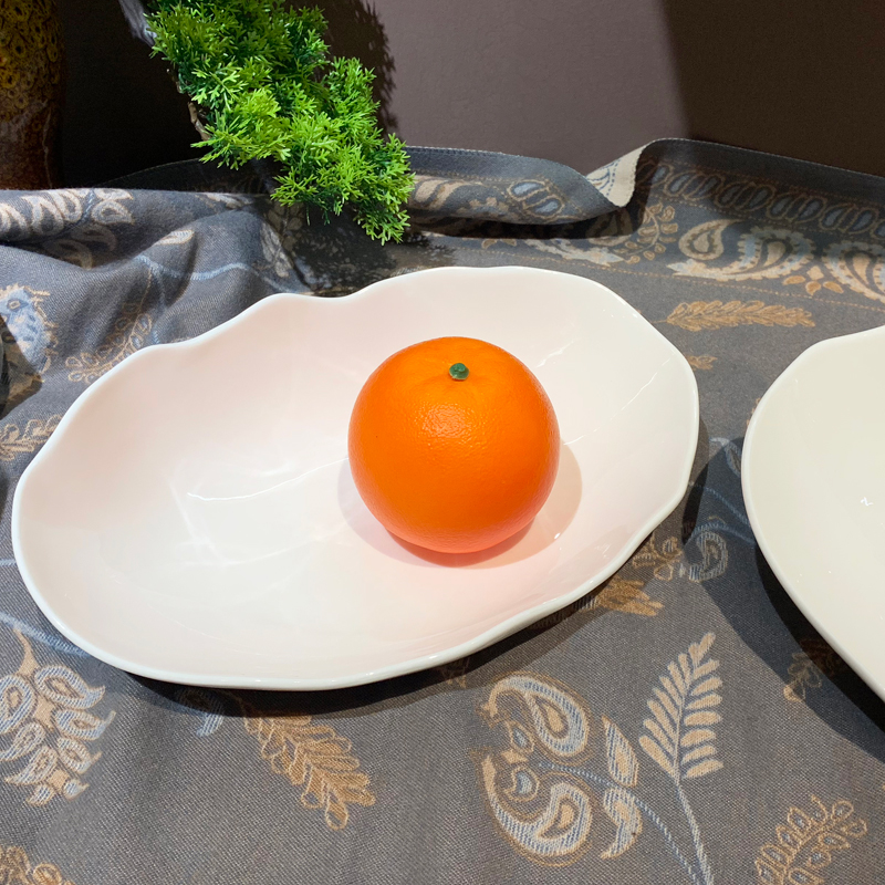 盘子/陶瓷盘子/不锈钢水果托盘/密胺盘子/不锈钢托盘子白底实物图