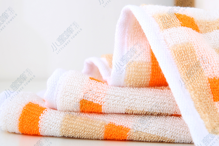 32-ply pure cotton multi-color jacquard round towel, Little Bee towel, item number: 706 pic 10