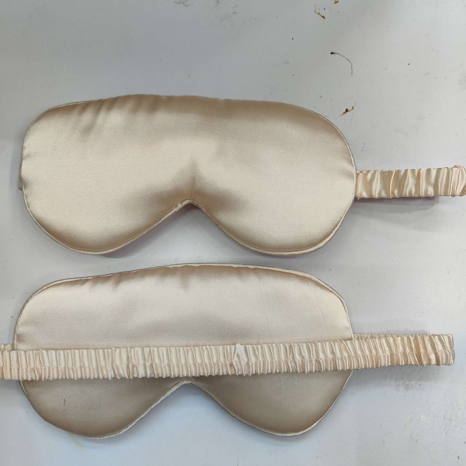 新品上市！专业护眼罩，蒸汽发热，全遮光设计，儿童也适用，让你的眼睛享受SPA，价格合理，赠品等你来拿！产品图