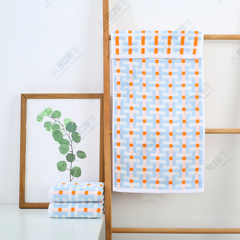 32-ply pure cotton multi-color jacquard round towel, Little Bee towel, item number: 706 pic 2