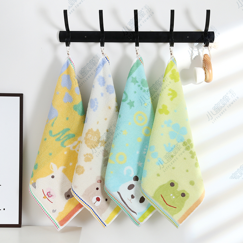 A Small Bee Towel 32 Strands Super Soft Yarn Class A Children's Face Towel Item No. : 102