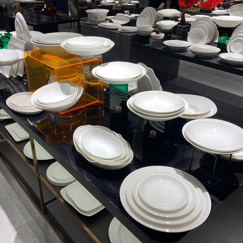 New Chinese-style restaurant hotel creative ceramic fish plates, stir-frying plates, open counter dishes display, plating, kitchen tableware wholesale Item Picture
