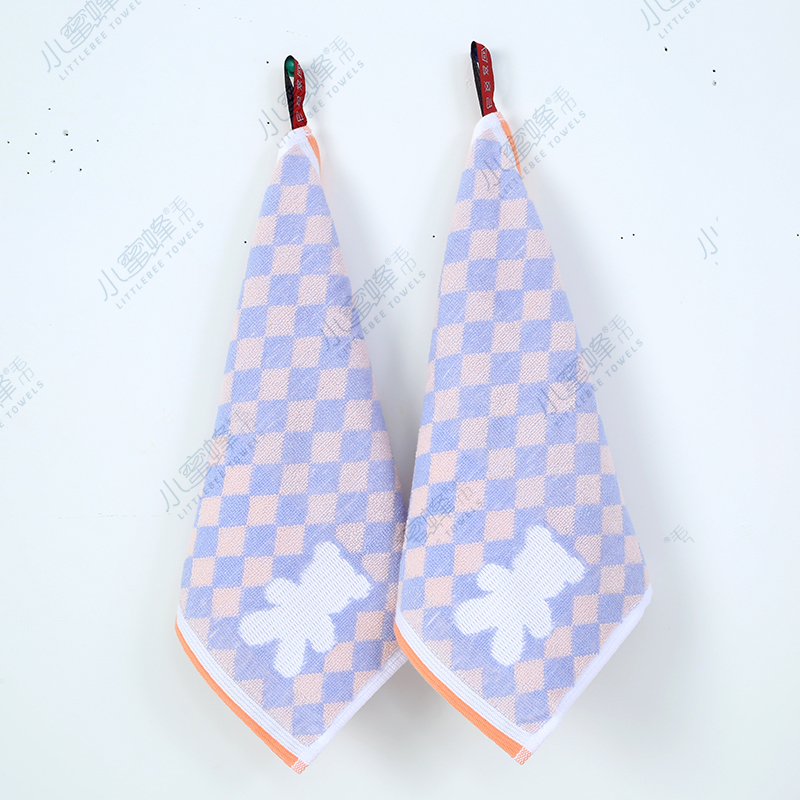 One-piece consignment cartoon jacquard towel factory direct sales multi-color ribbon hook towel. Product number: 103 Specification image