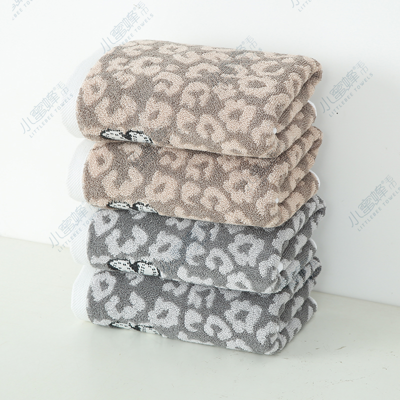 Little Bee Towel Strand Jacquard Adult Face Towel Little Bee Towel No. : 517 Application Scenario