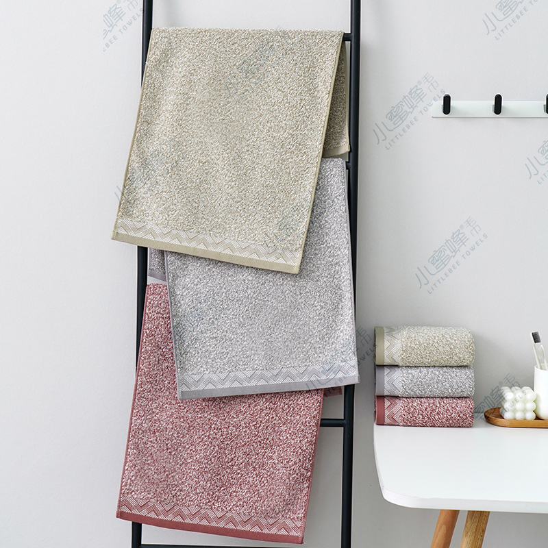 New Jacquard Cotton Towel Anyway 32 Thread Towel Small Bee Towel Item No. : 718 Application Scenario