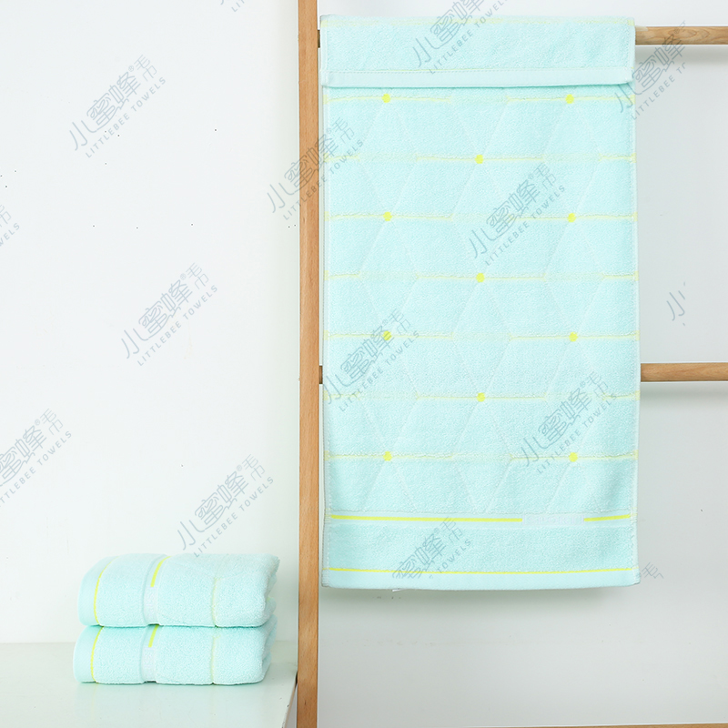 Plain Cut Adult Face Towel Hair Labor Protection Towel Little Bee Towel Item No. : 402 details Picture