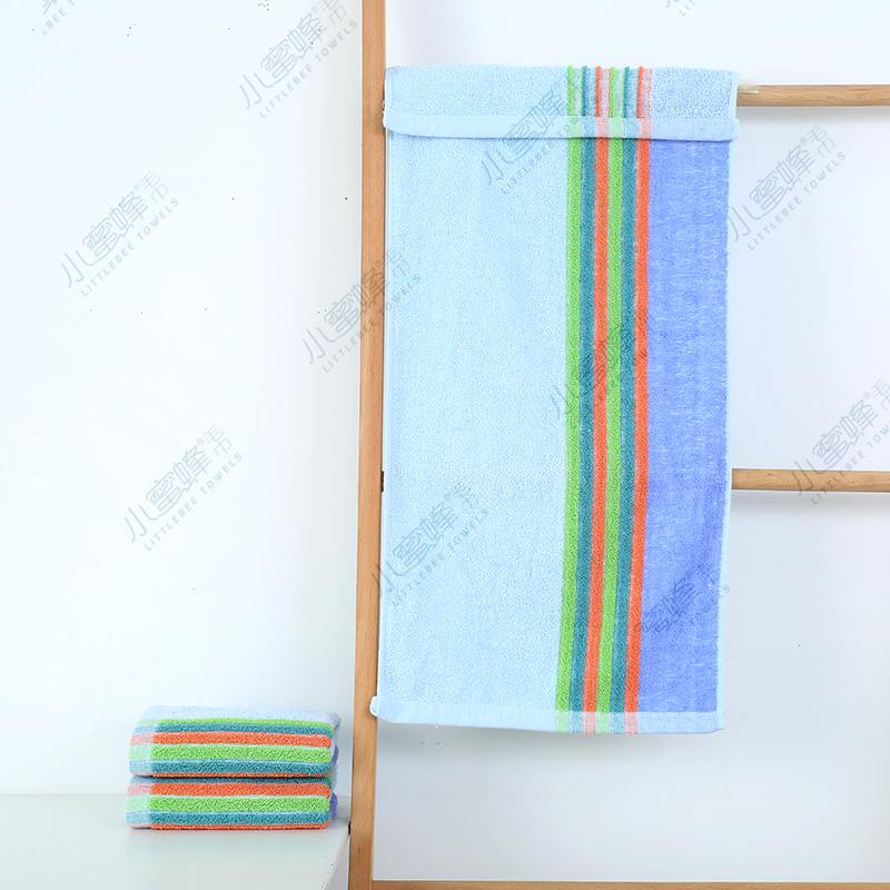 Stall 14 Cotton Yarn Yarn-Dyed Towels A Flower Pattern Small Bee Towel Item No. : 300 Application Scenario