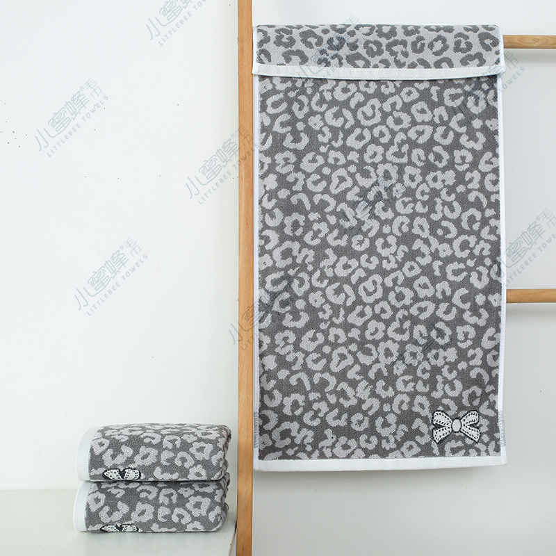 Little Bee Towel Strand Jacquard Adult Face Towel Little Bee Towel No. : 517 Specification drawing
