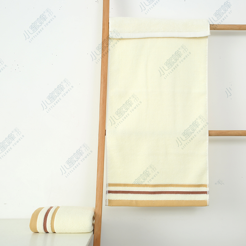 Gift towel, pure cotton towel, jacquard towel, Little Bee towel. Item number: 512 Application Scenario