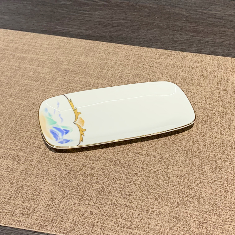 餐具/卡通餐具套装陶瓷/非洲勺子/合金小勺子/合金勺子白底实物图