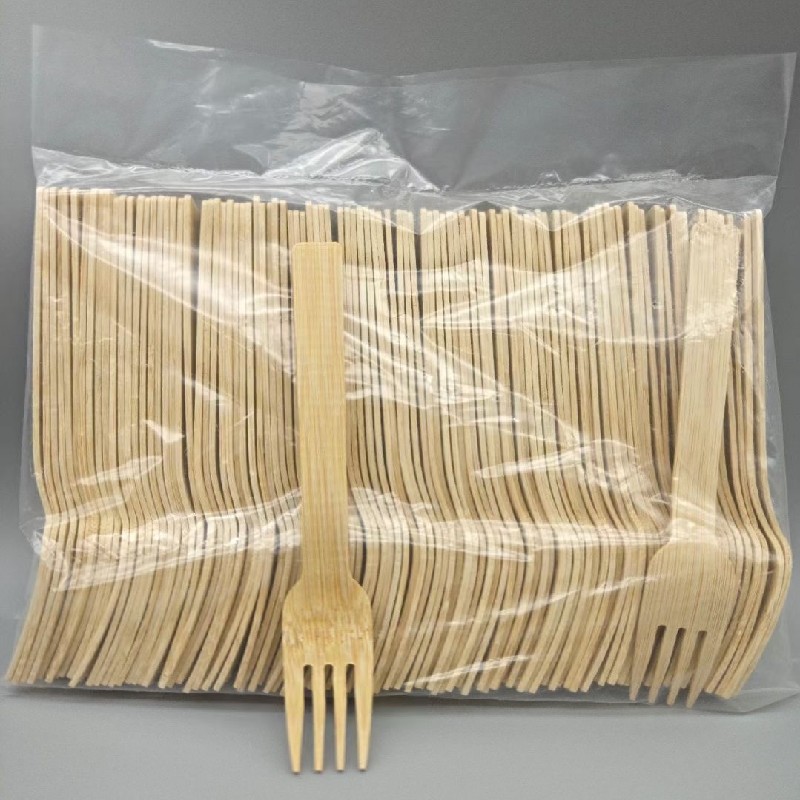 一次性稻壳餐具/一次性勺子/塑料餐具/一次性木质餐具/塑料勺子产品图