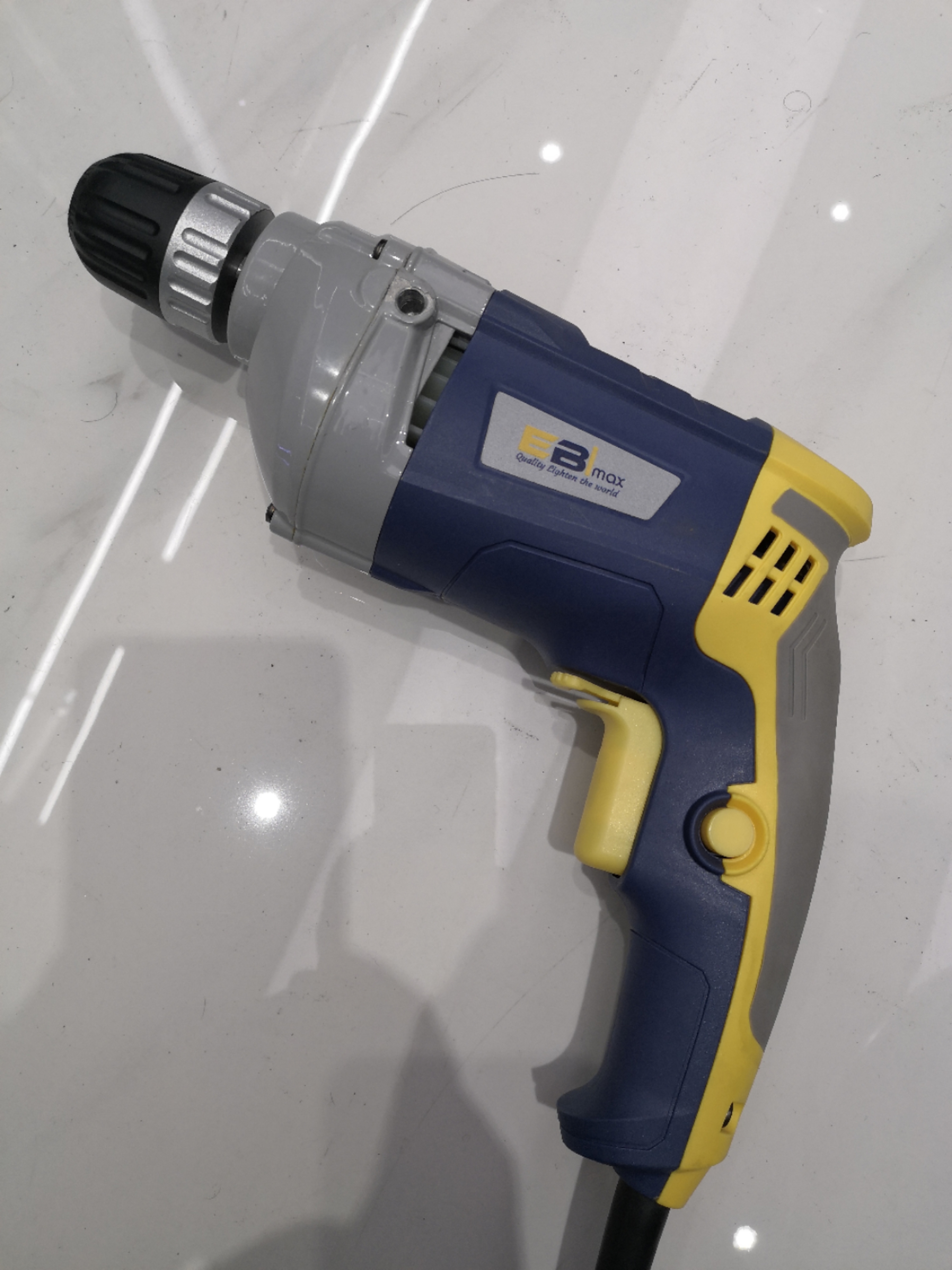 Lithium drill internal construction