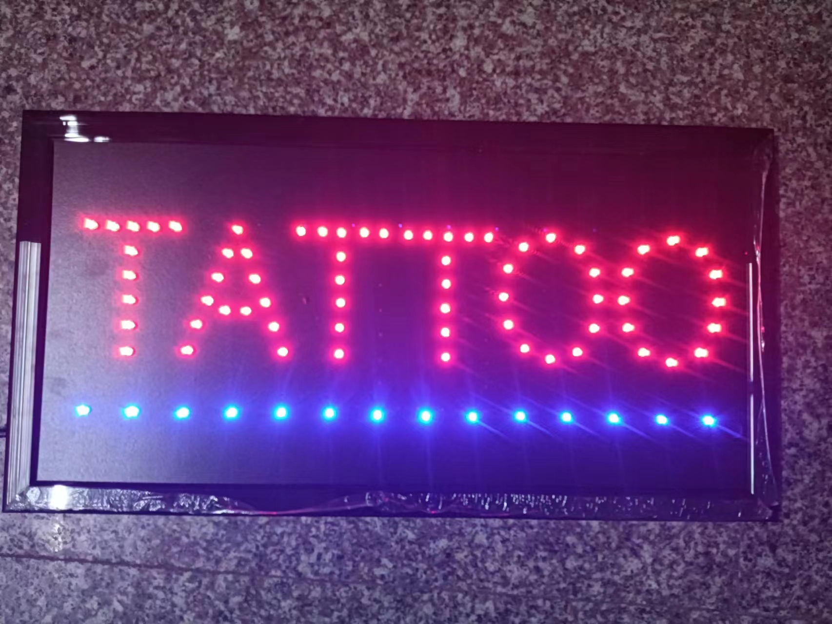 LED发光字实物图