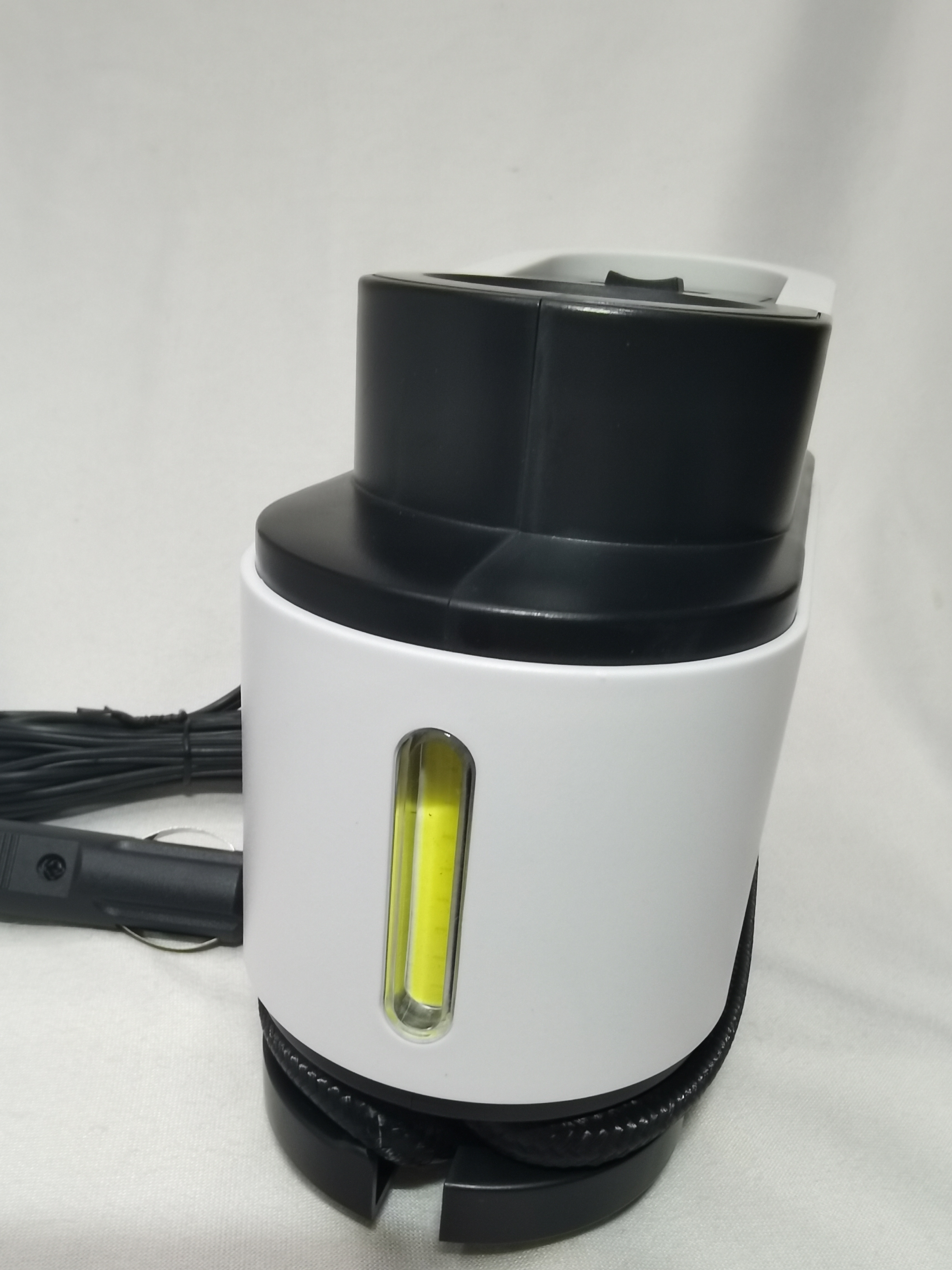 2024新款车载充气泵补胎机带照明应急安全用品12vLED灯详情3