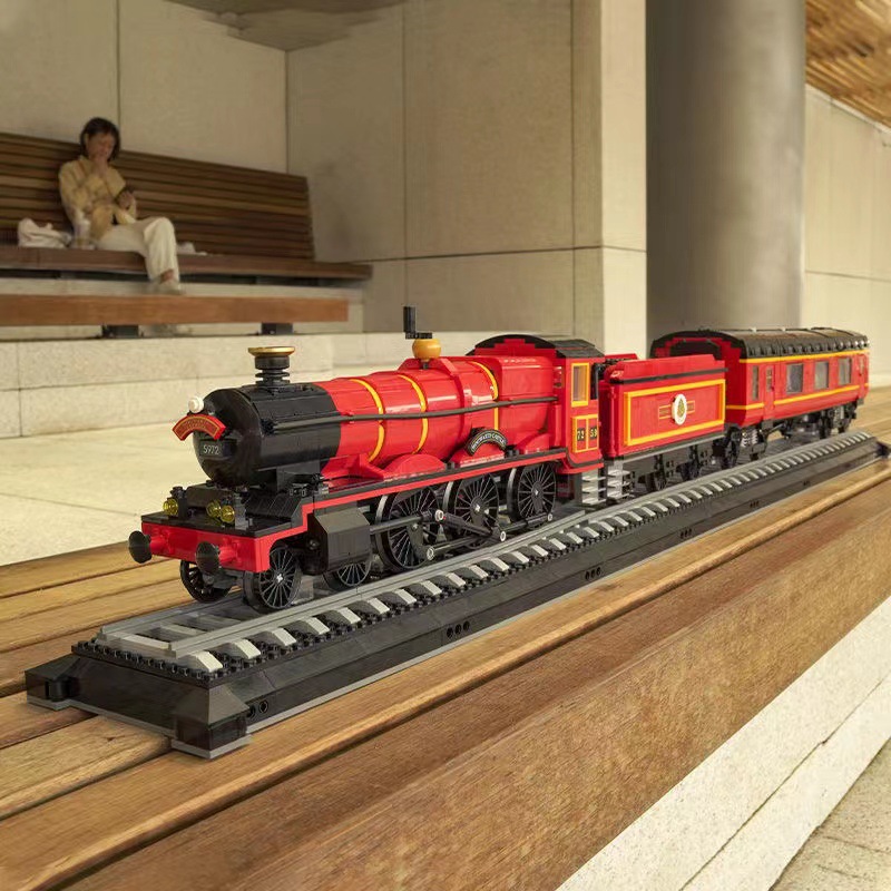 Leji 76500 Harry Potter Hogwarts Express Train Red Platform Children assemble building blocks and play with building block toys
