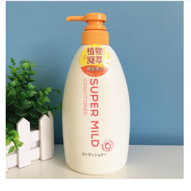 日本 惠润柔净护发素（鲜花芳香）呵护秀发滋润头皮优雅舒缓600ml/瓶