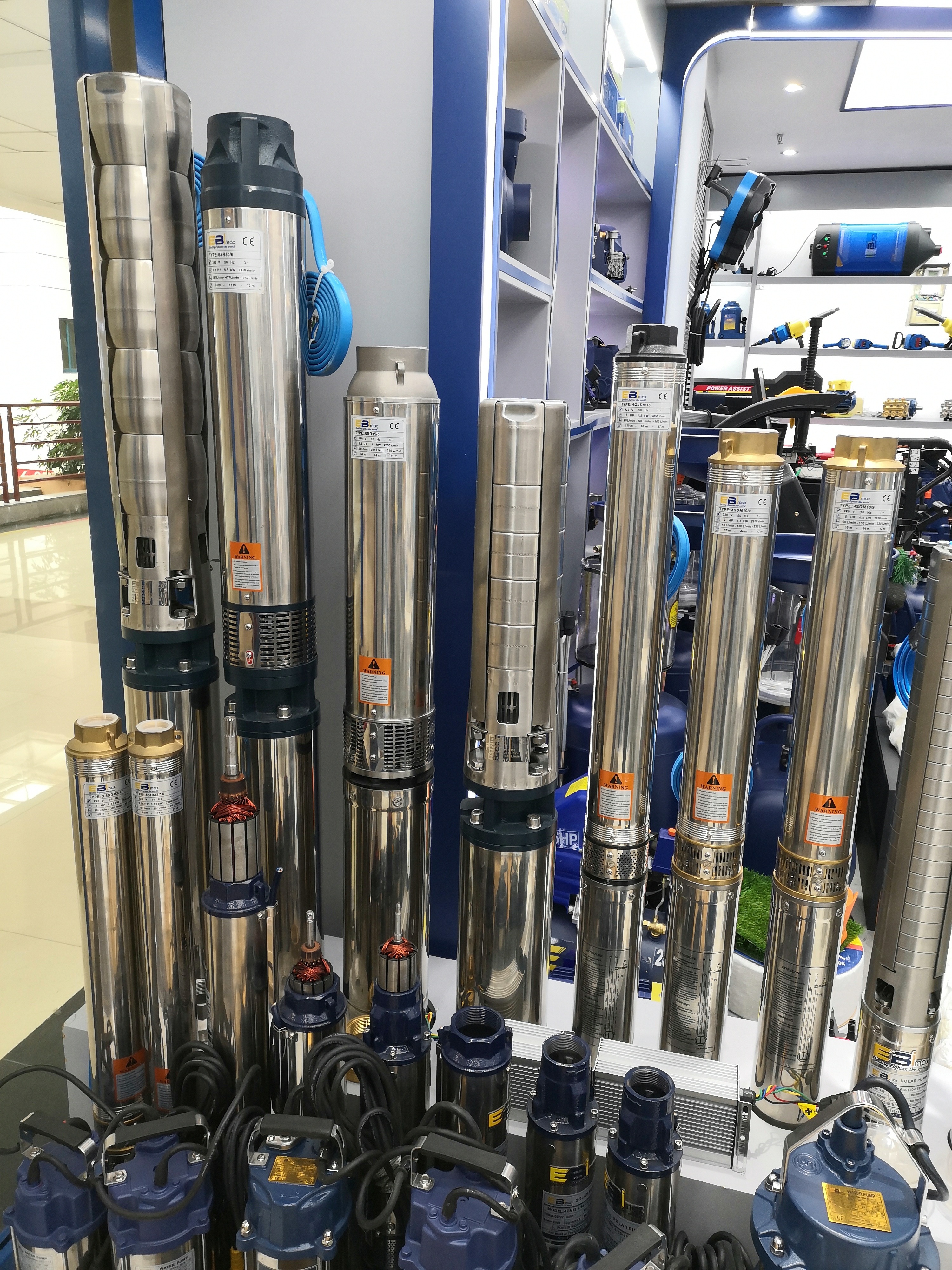 Household Stainless Steel Submersible Pump Sewage Pump Agricultural Irrigation Fish Pond Pumping Large Flow High Lift Pump details Picture