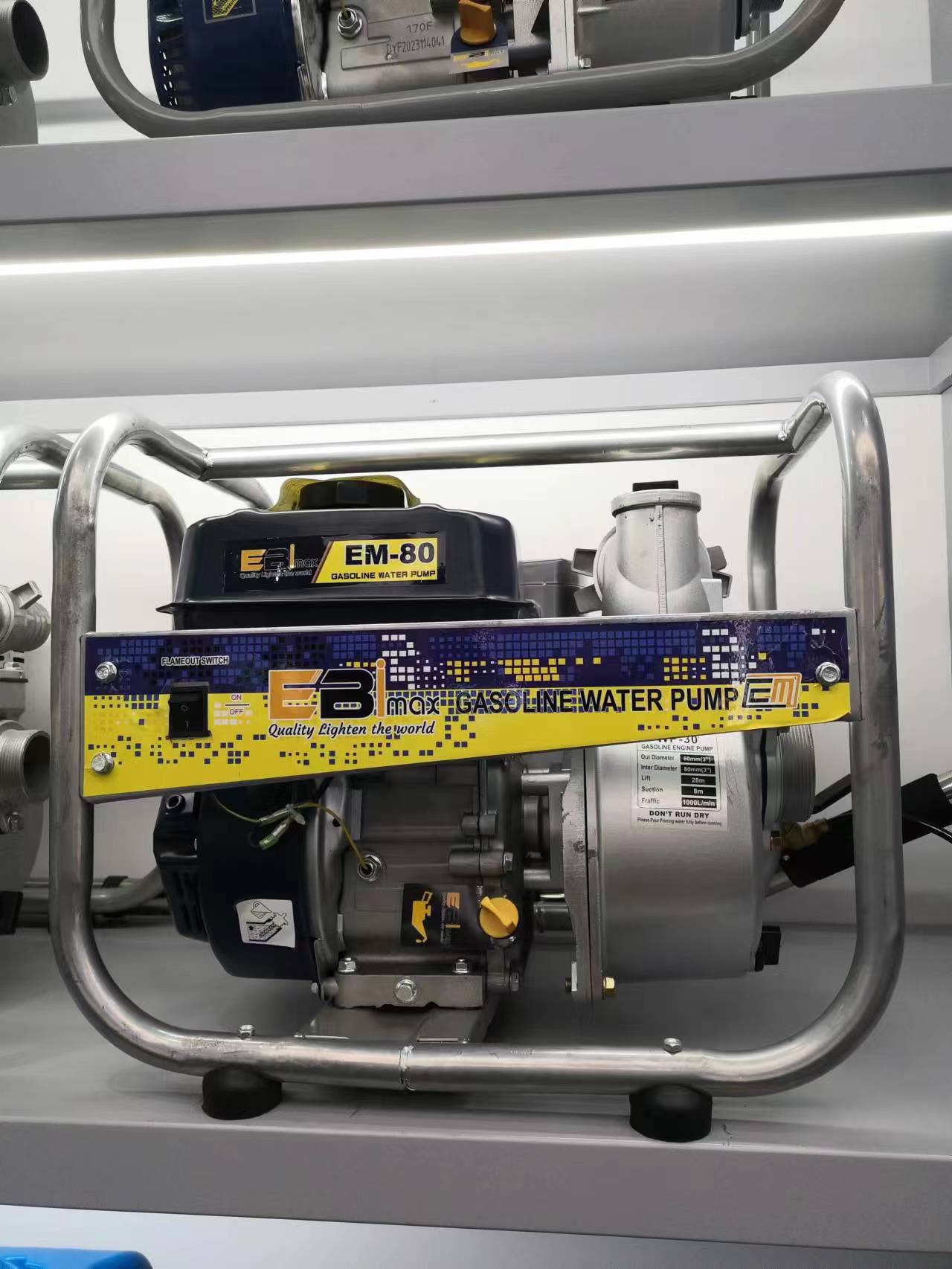 Small Engineering Convenient Mobile Household Agricultural Gasoline Engine Self-Priming Centrifugal Pump details Picture