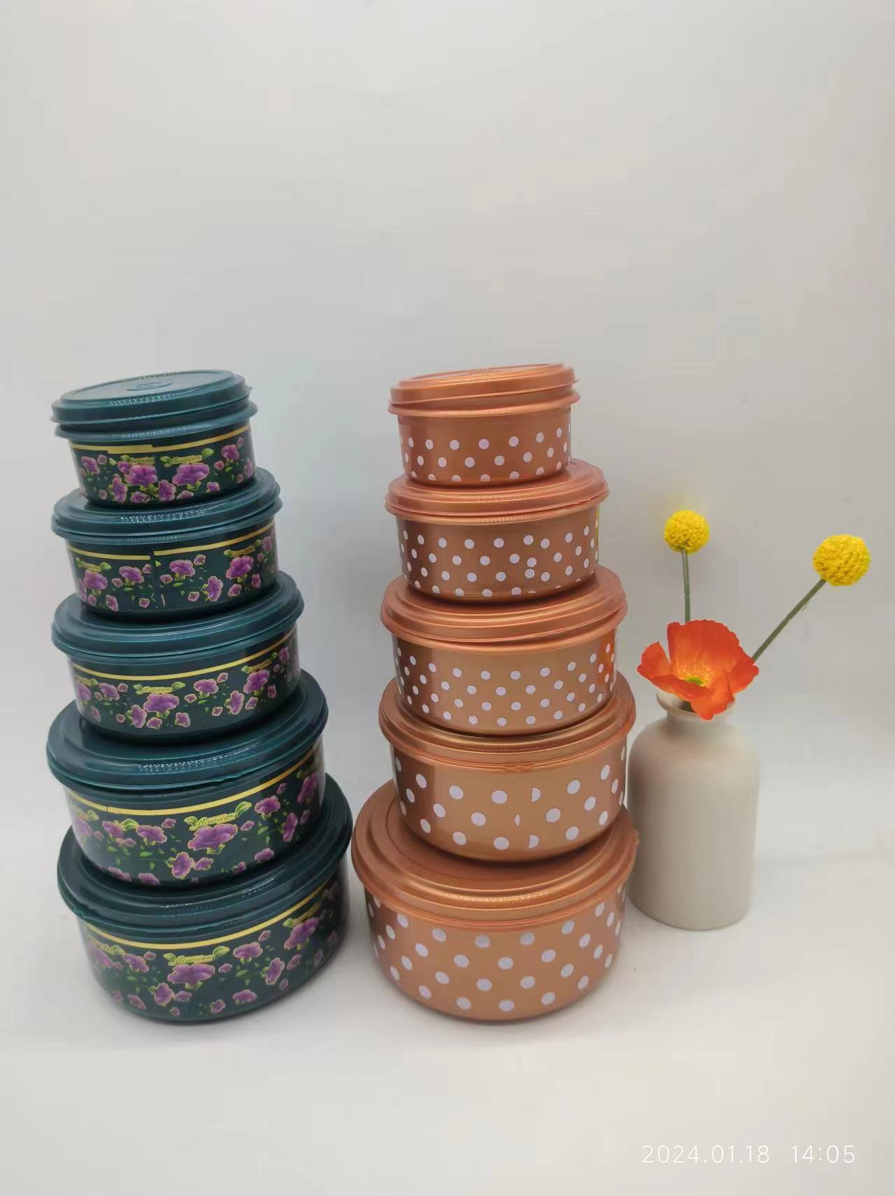 5-piece set of sealed food storage containers with LIDS for the refrigerator full figure