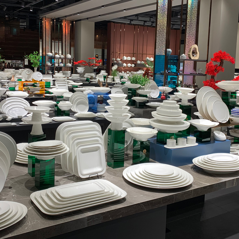 后厨陶瓷实物图